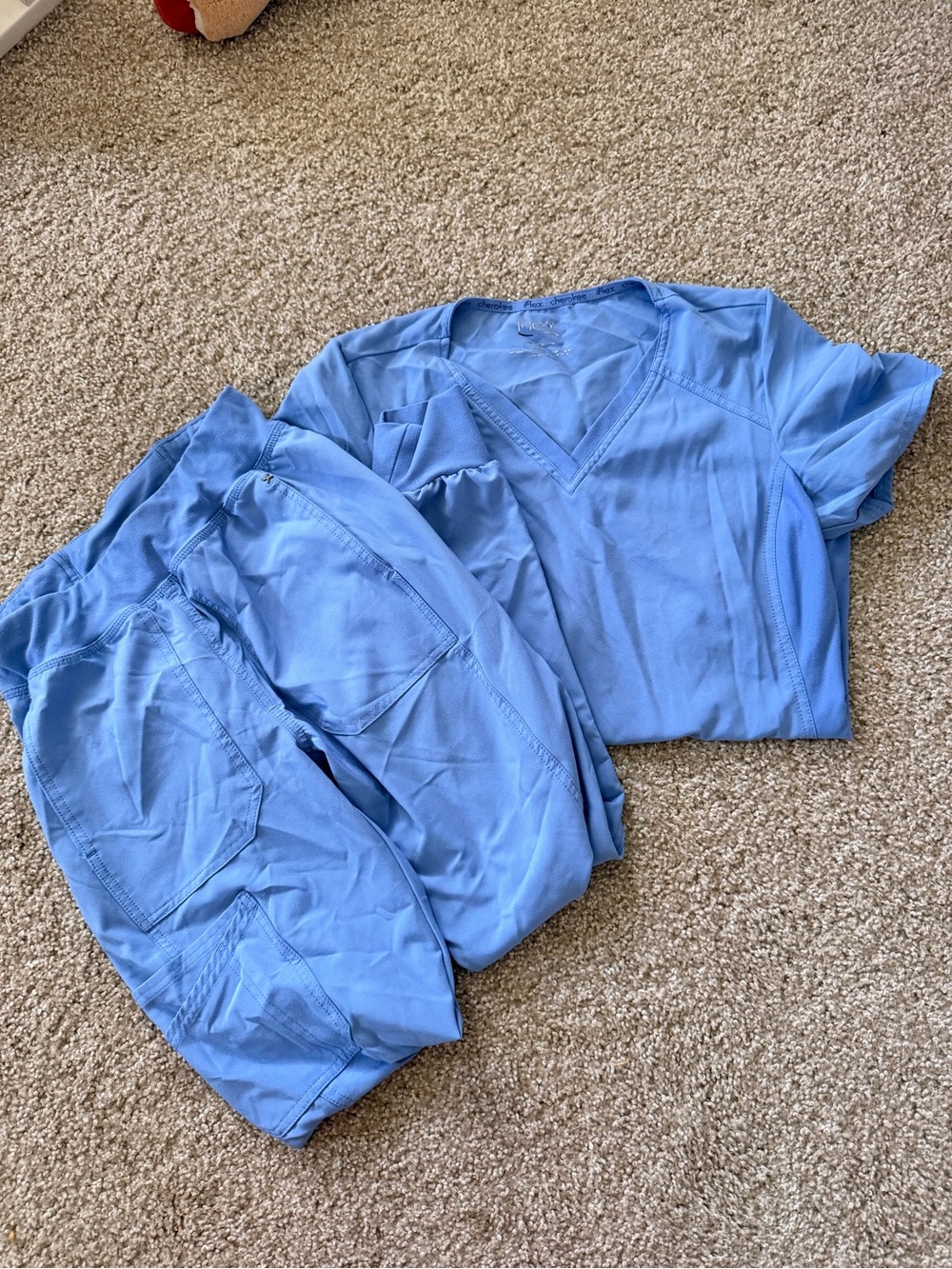 Cherokee flex scrubs